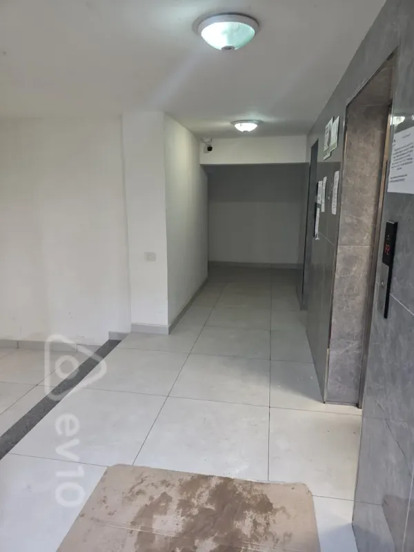 Kirayə verilir 2 otaqlı yeni tikili 48 m²