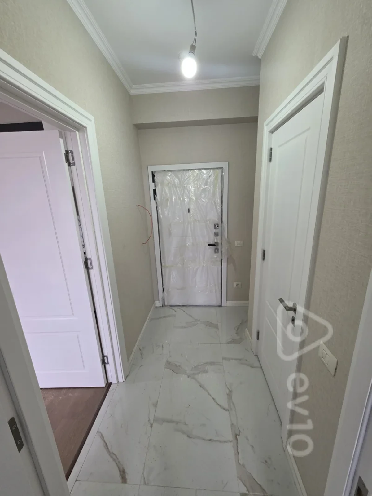 Kirayə verilir 2 otaqlı yeni tikili 48 m²