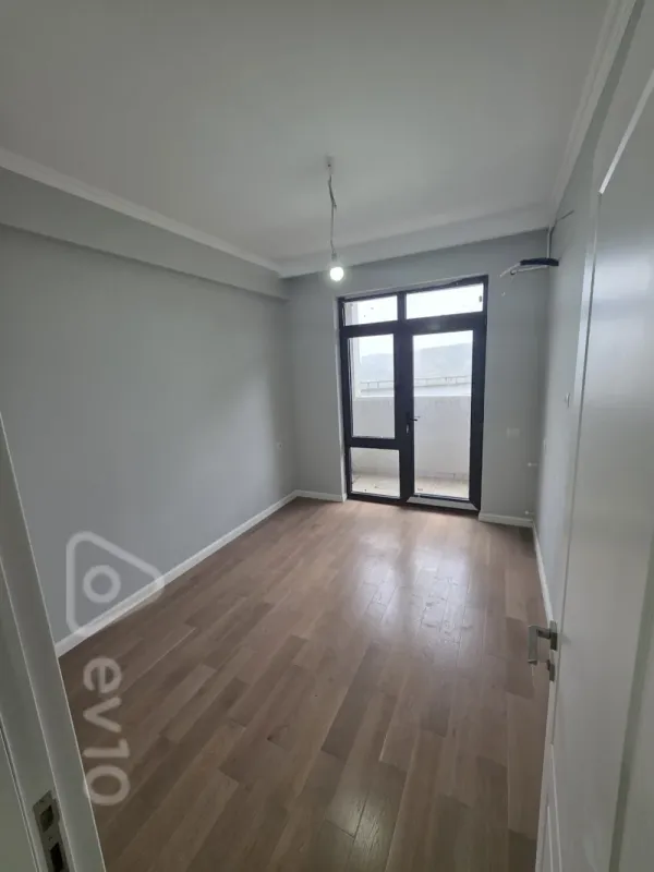 Kirayə verilir 2 otaqlı yeni tikili 48 m²