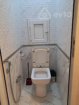 Kirayə verilir 2 otaqlı köhnə tikili 51 m²