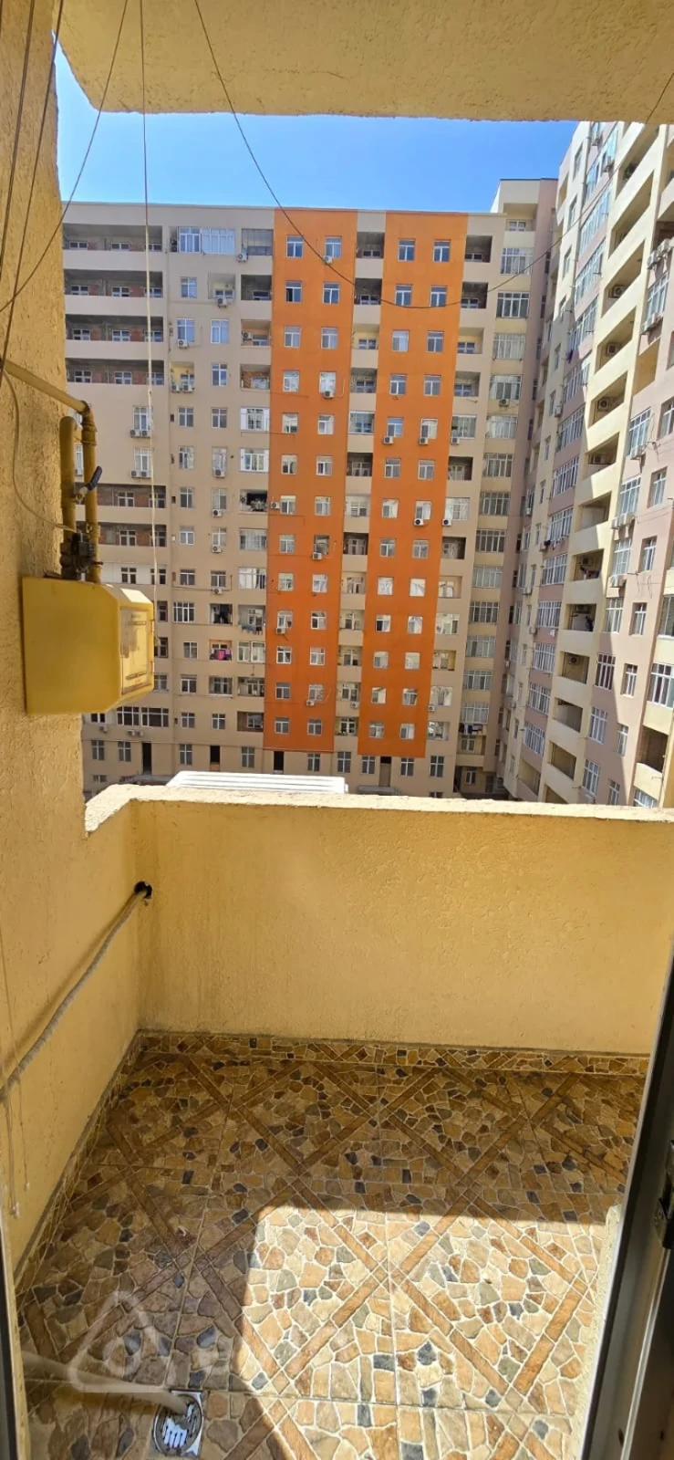 Kirayə verilir 3 otaqlı yeni tikili 84 m²