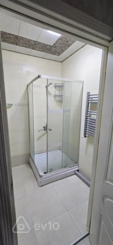 Kirayə verilir 3 otaqlı yeni tikili 84 m²