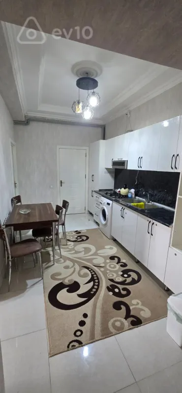 Kirayə verilir 3 otaqlı yeni tikili 84 m²