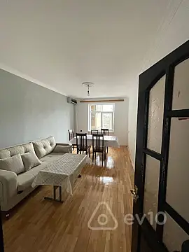 Kirayə verilir 2 otaqlı köhnə tikili 72 m² — Bakı, Nizami 2 otaq 72.00 m²