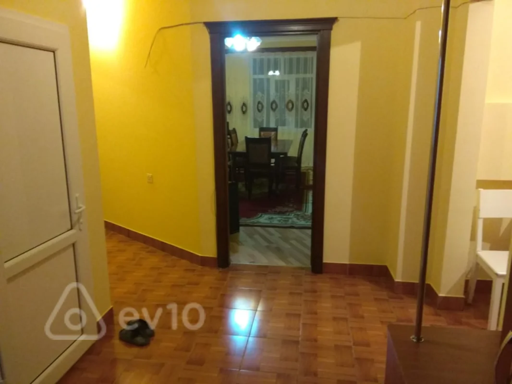 Kirayə verilir 3 otaqlı yeni tikili 110 m²