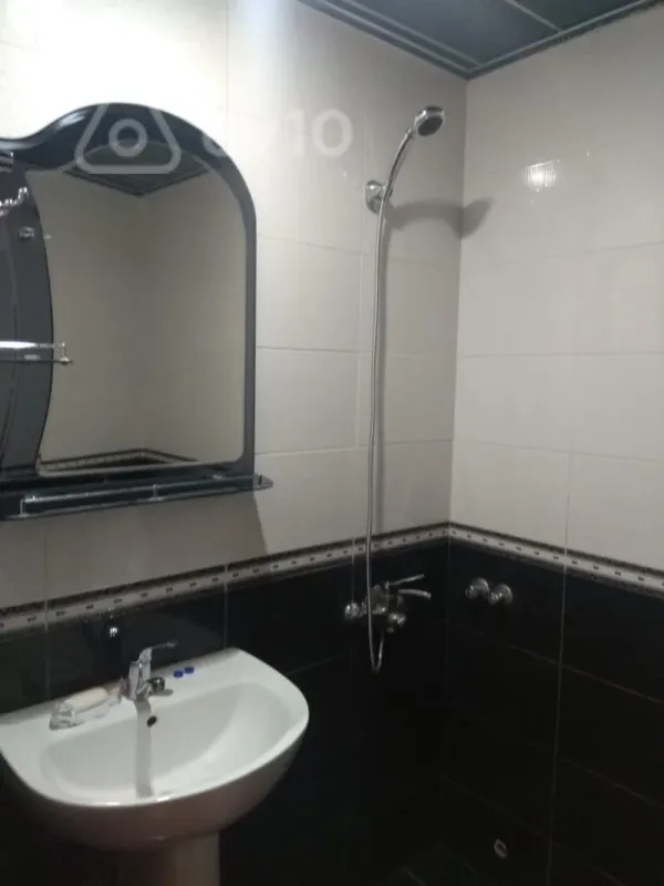 Kirayə verilir 3 otaqlı yeni tikili 110 m²