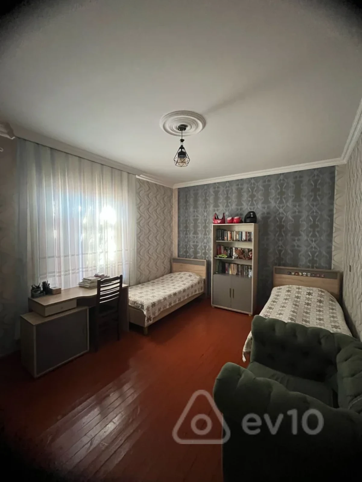 Satılır 3 otaqlı həyət evi 100 m²