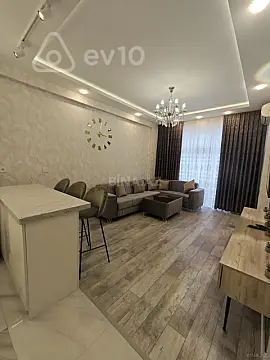 Kirayə verilir 2 otaqlı yeni tikili 70 m²