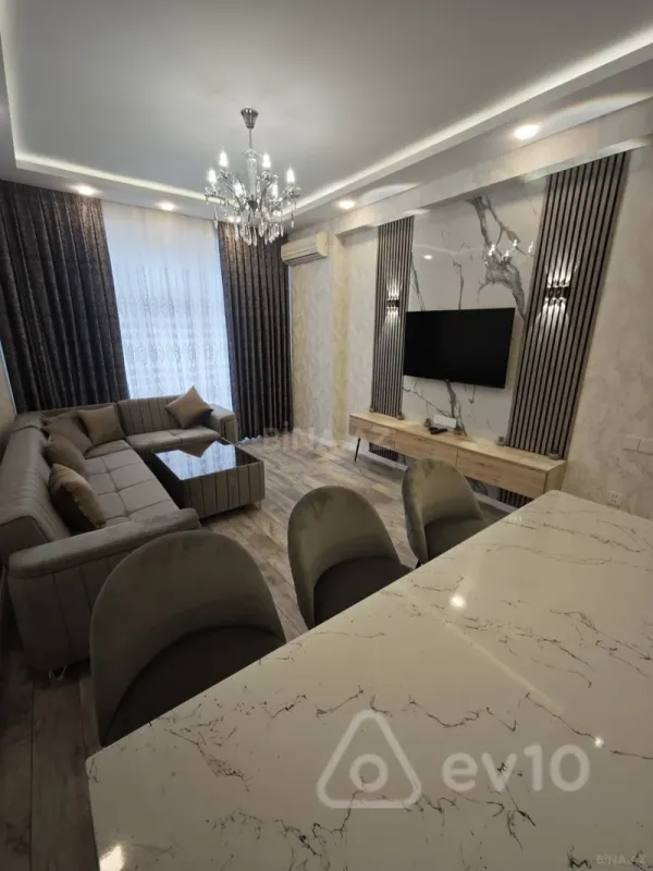 Kirayə verilir 2 otaqlı yeni tikili 70 m²