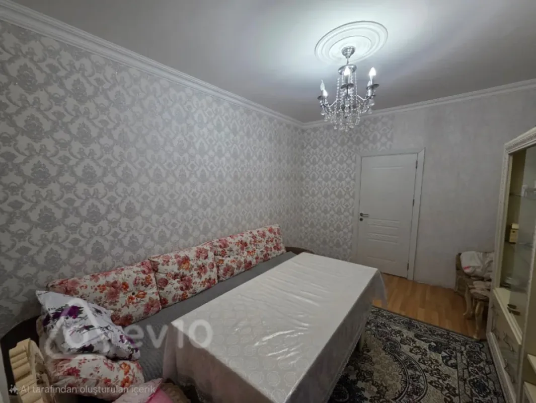 Satılır 4 otaqlı köhnə tikili 87 m²
