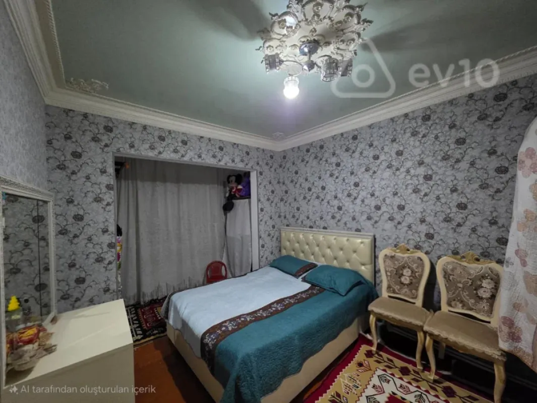 Satılır 4 otaqlı köhnə tikili 87 m²