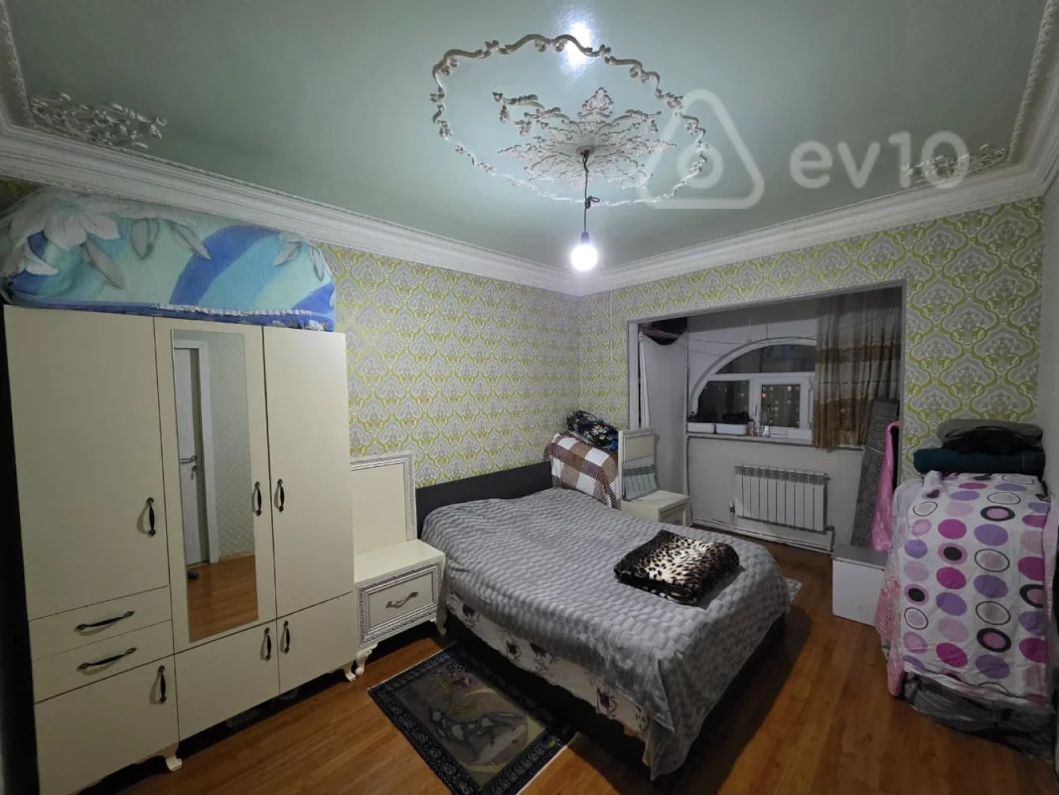 Satılır 4 otaqlı köhnə tikili 87 m²