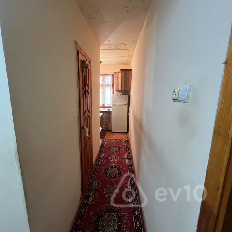 Kirayə verilir 1 otaqlı köhnə tikili 52 m²