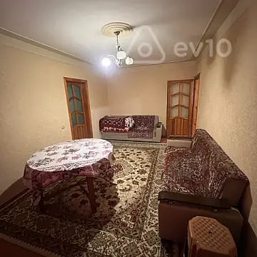 Kirayə verilir 1 otaqlı köhnə tikili 52 m²