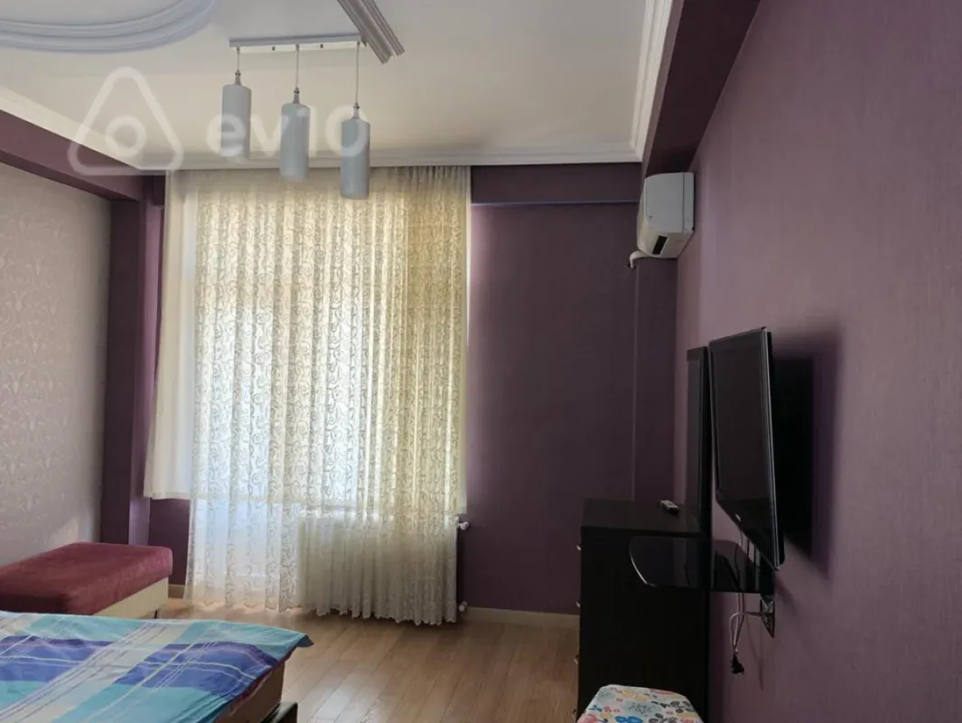 Kirayə verilir 2 otaqlı yeni tikili 95 m²