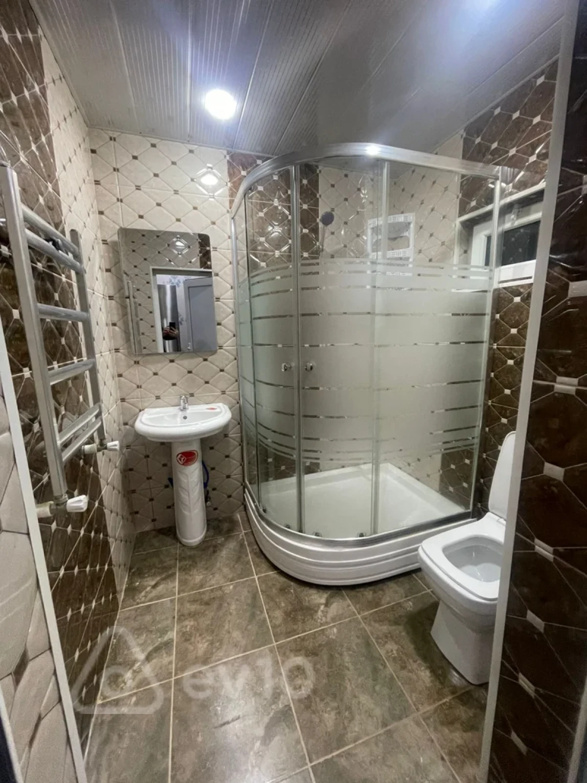 Kirayə verilir 1 otaqlı həyət evi 35 m²