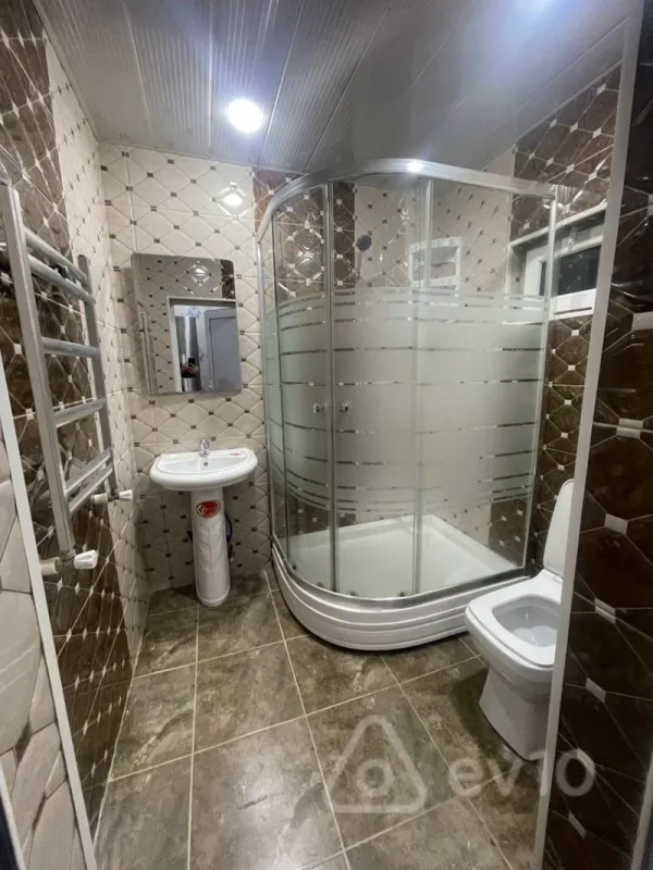 Kirayə verilir 1 otaqlı həyət evi 35 m²