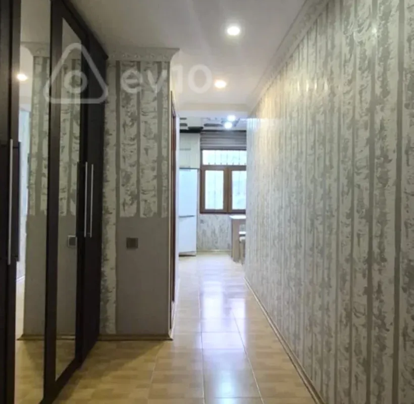 Kirayə verilir 2 otaqlı yeni tikili 85 m²