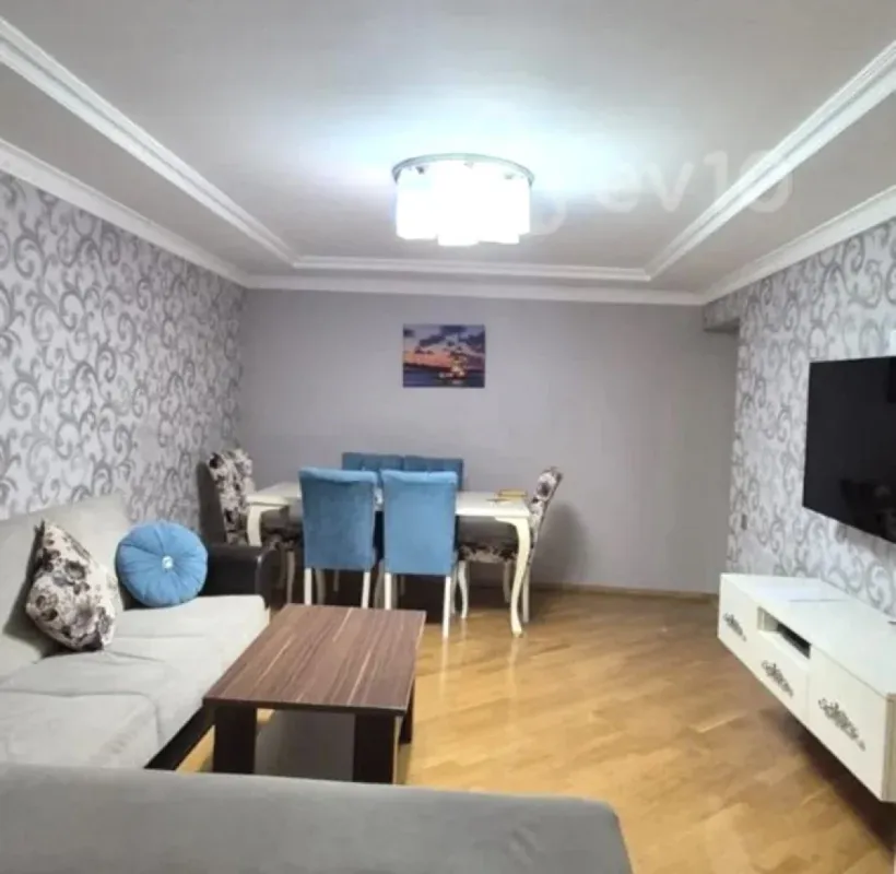 Kirayə verilir 2 otaqlı yeni tikili 85 m²