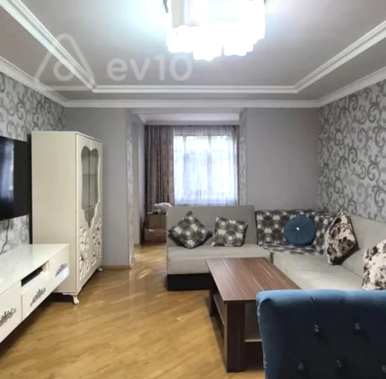 Kirayə verilir 2 otaqlı yeni tikili 85 m²