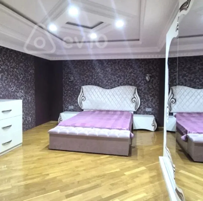 Kirayə verilir 2 otaqlı yeni tikili 85 m²