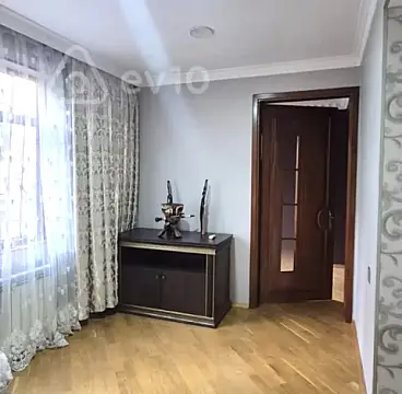 Kirayə verilir 2 otaqlı yeni tikili 85 m²