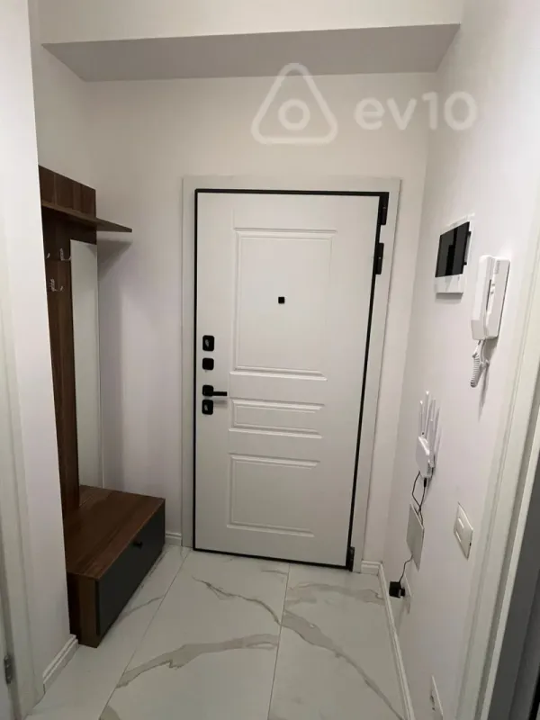 Kirayə verilir 2 otaqlı yeni tikili 50 m²