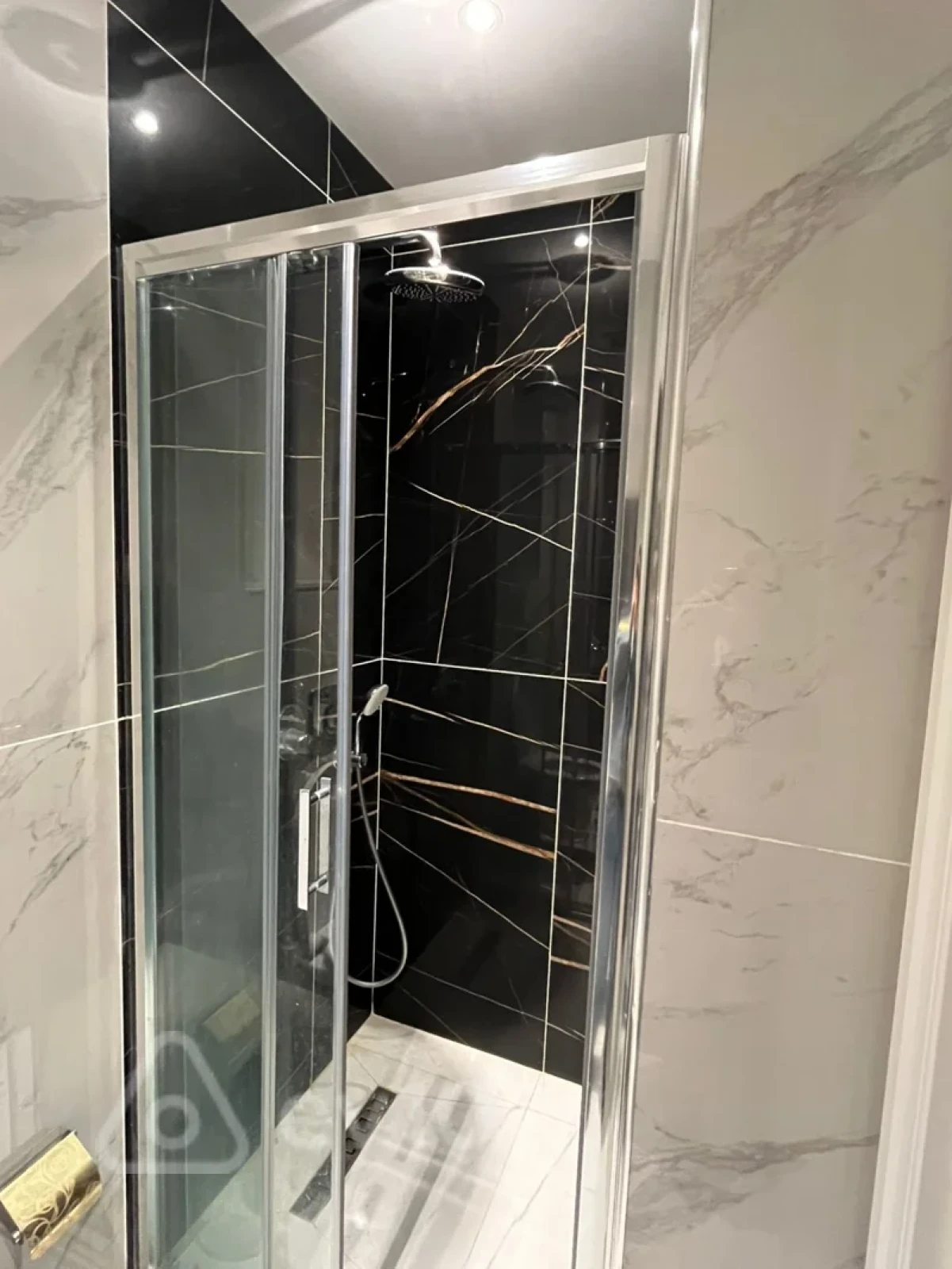 Kirayə verilir 2 otaqlı yeni tikili 50 m²