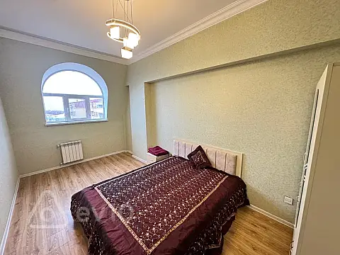 Kirayə verilir 2 otaqlı yeni tikili 78 m²