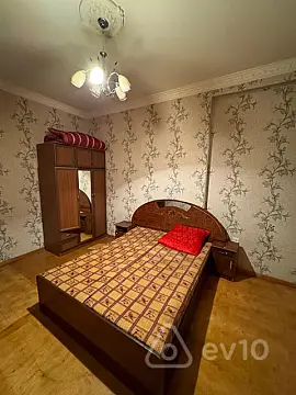 Kirayə verilir 2 otaqlı yeni tikili 70 m²