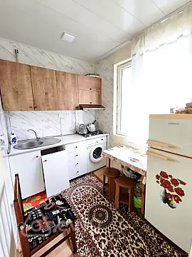 Kirayə verilir 2 otaqlı köhnə tikili 65 m²