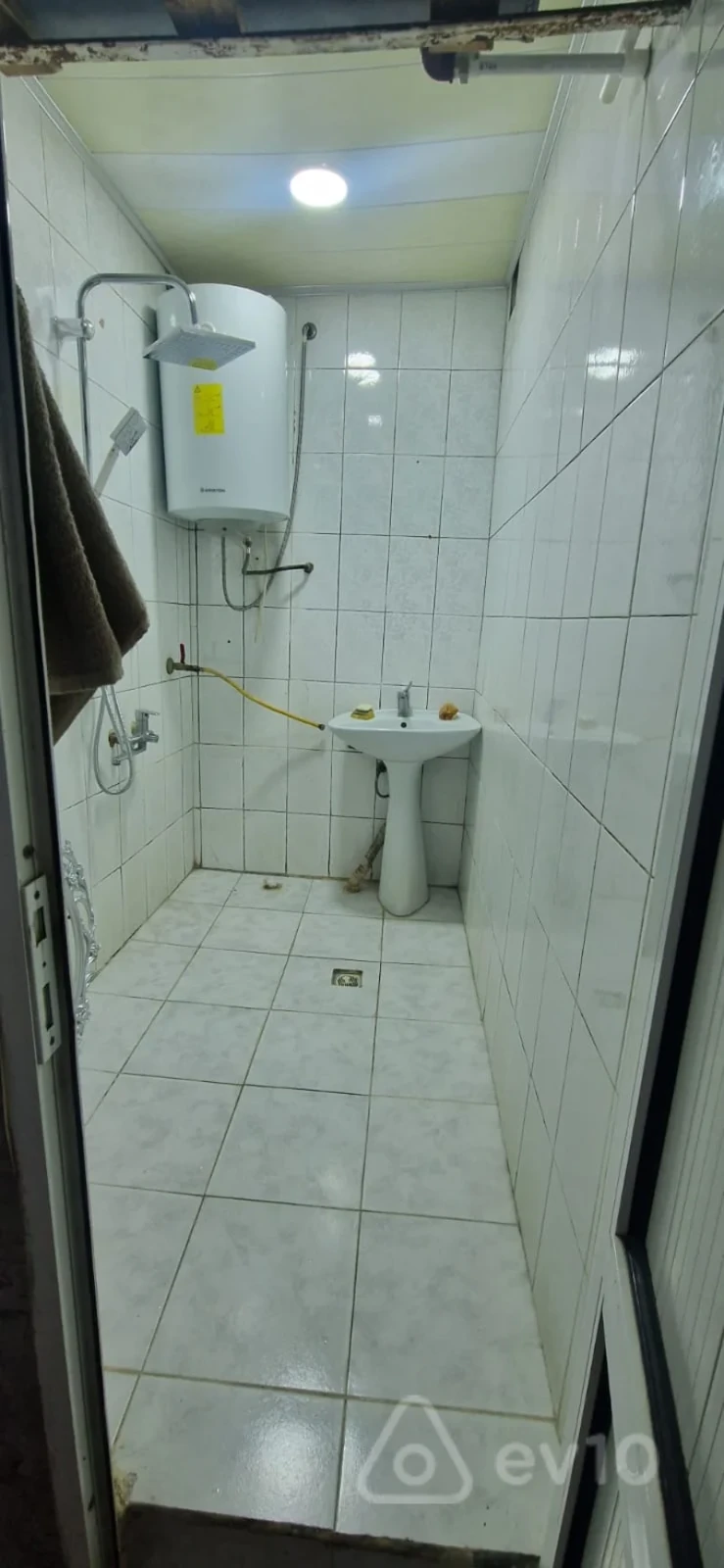 Kirayə verilir 3 otaqlı yeni tikili 80 m²