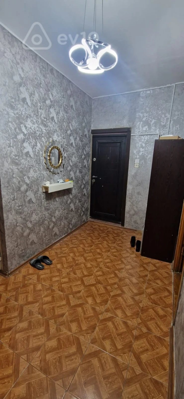 Kirayə verilir 3 otaqlı yeni tikili 80 m²