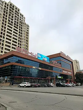 Kirayə verilir 2 otaqlı yeni tikili 70 m²