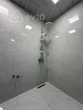 Satılır 1 otaqlı köhnə tikili 20 m²