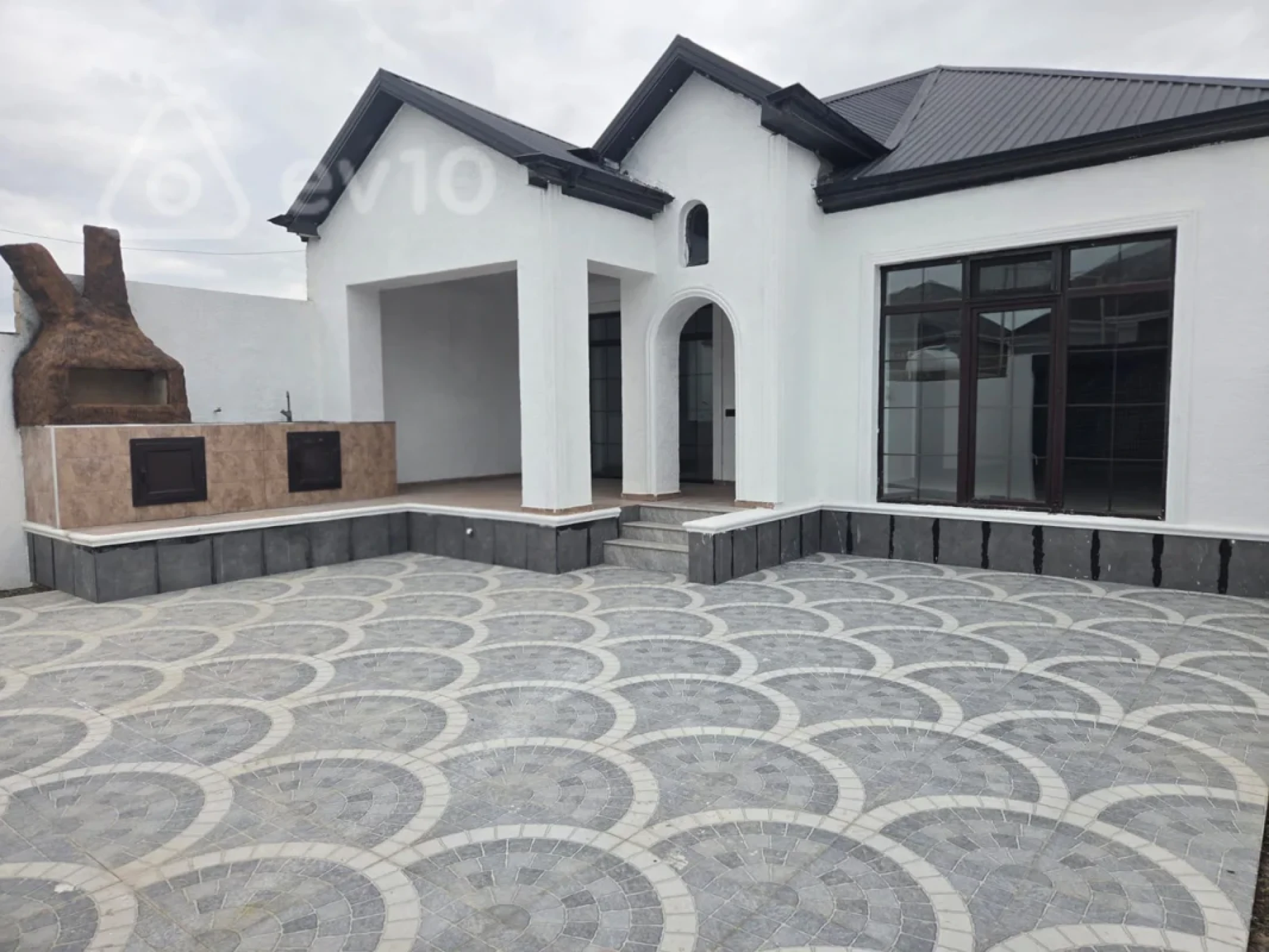 Satılır 4 otaqlı həyət evi 100 m²