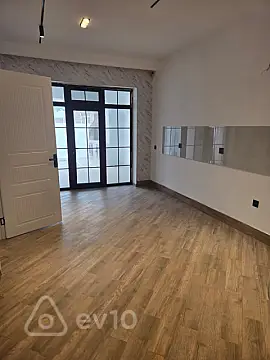 Satılır 4 otaqlı həyət evi 100 m²