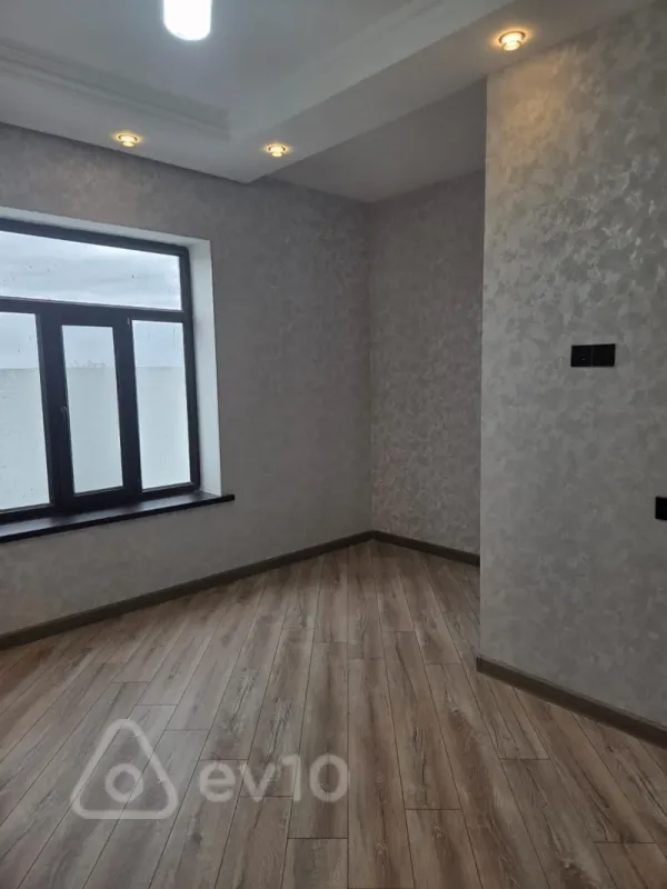 Satılır 4 otaqlı həyət evi 100 m²