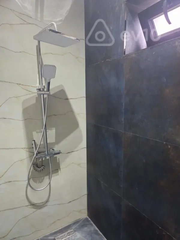 Satılır 4 otaqlı həyət evi 100 m²