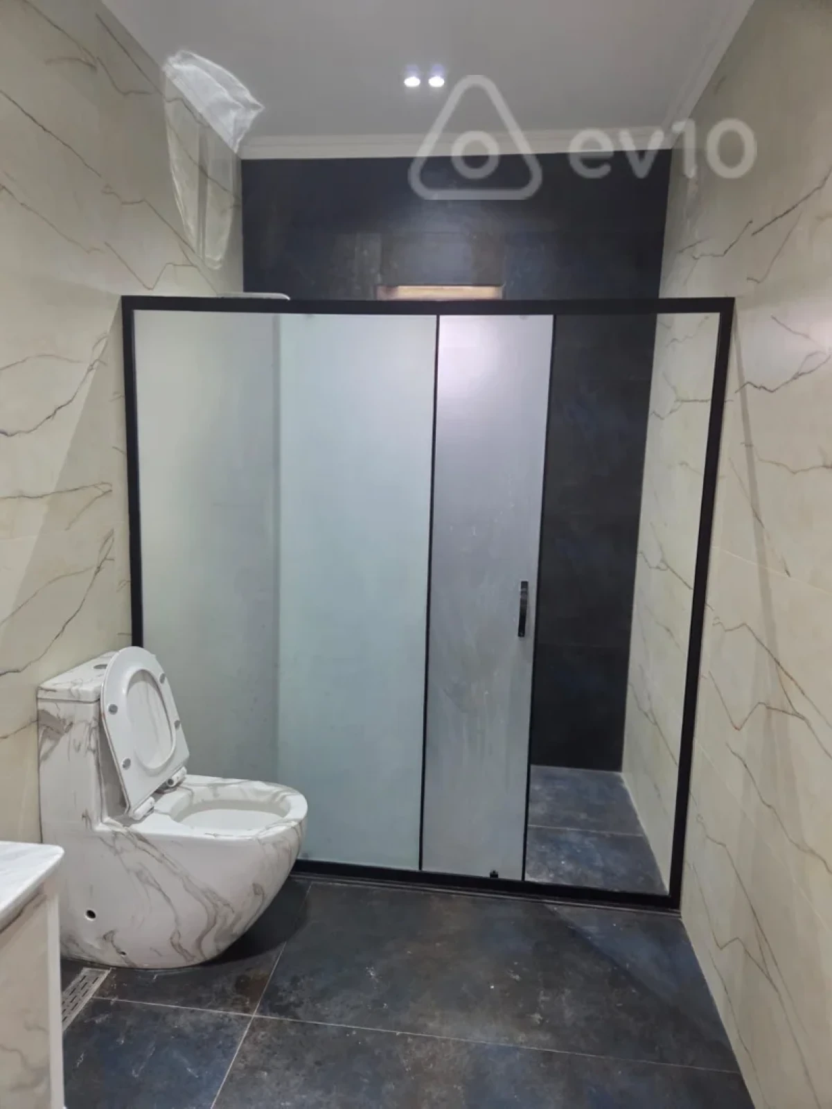 Satılır 4 otaqlı həyət evi 100 m²