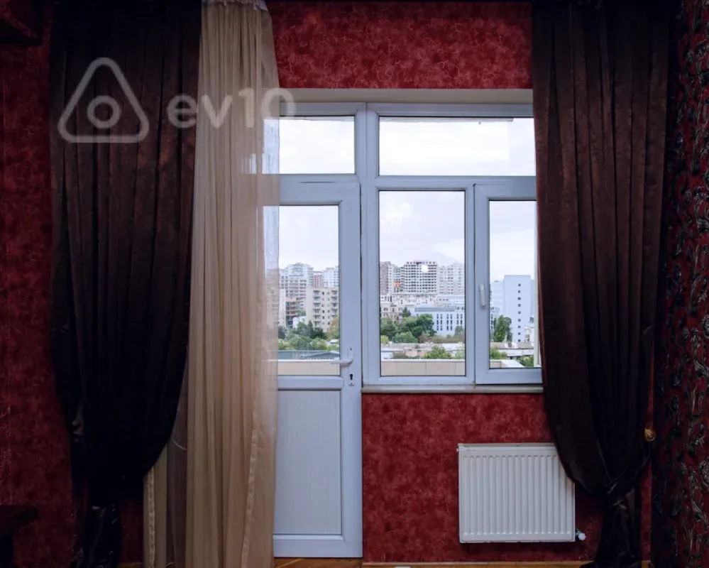 Kirayə verilir 3 otaqlı yeni tikili 120 m²