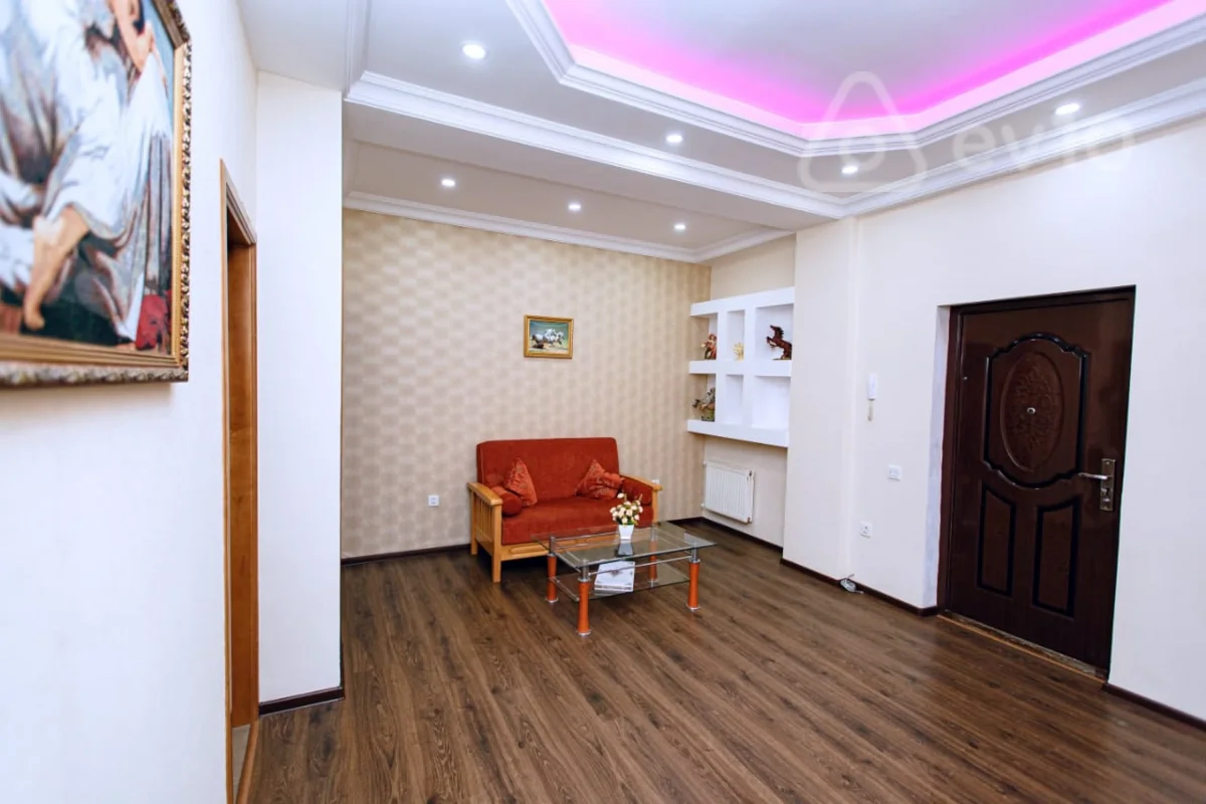 Kirayə verilir 3 otaqlı yeni tikili 120 m²