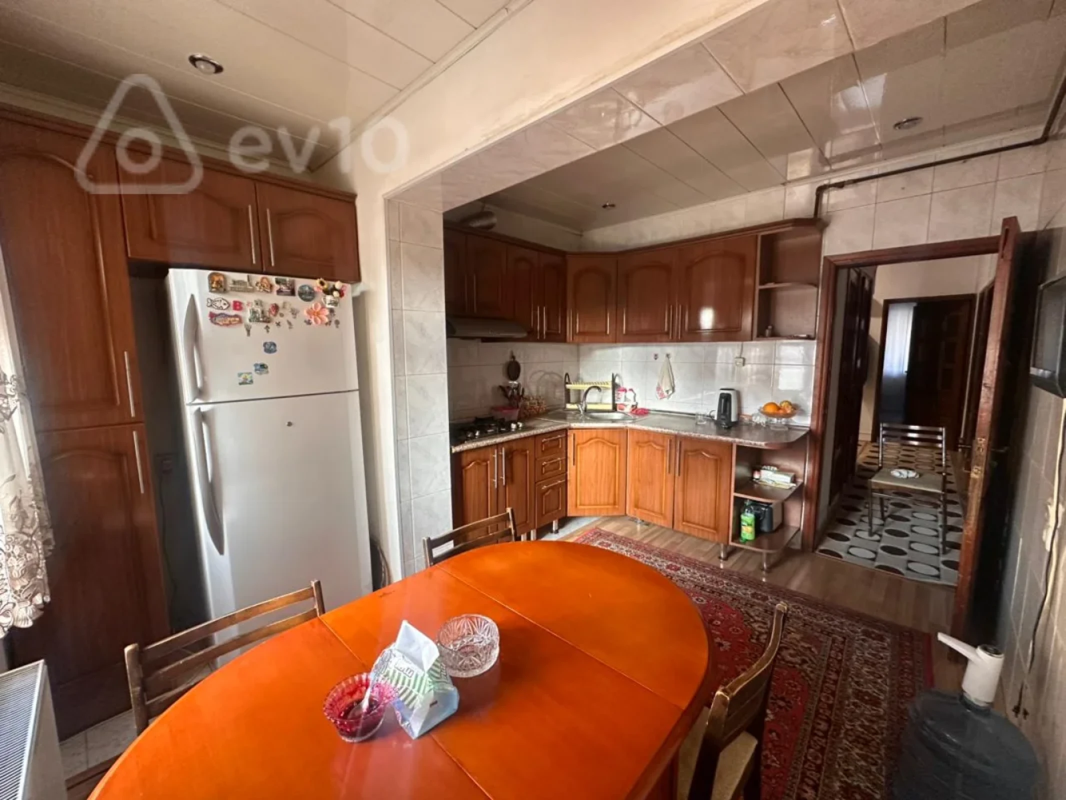 Satılır 3 otaqlı köhnə tikili 80 m²