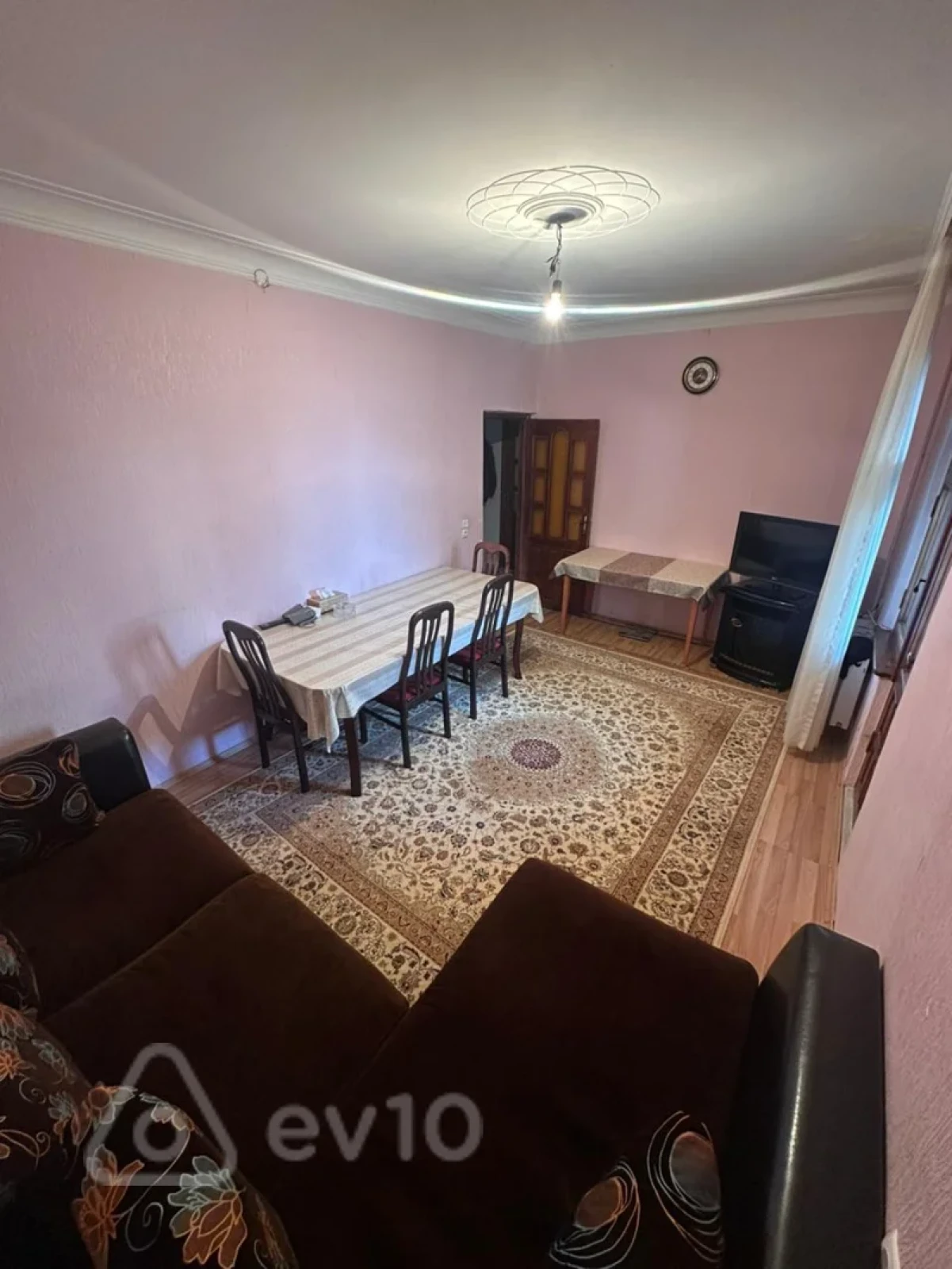 Satılır 3 otaqlı köhnə tikili 80 m²