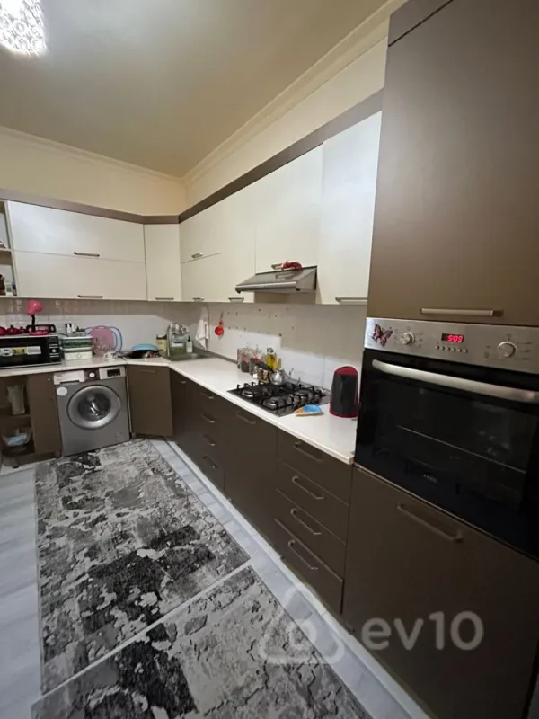 Kirayə verilir 3 otaqlı yeni tikili 75 m²