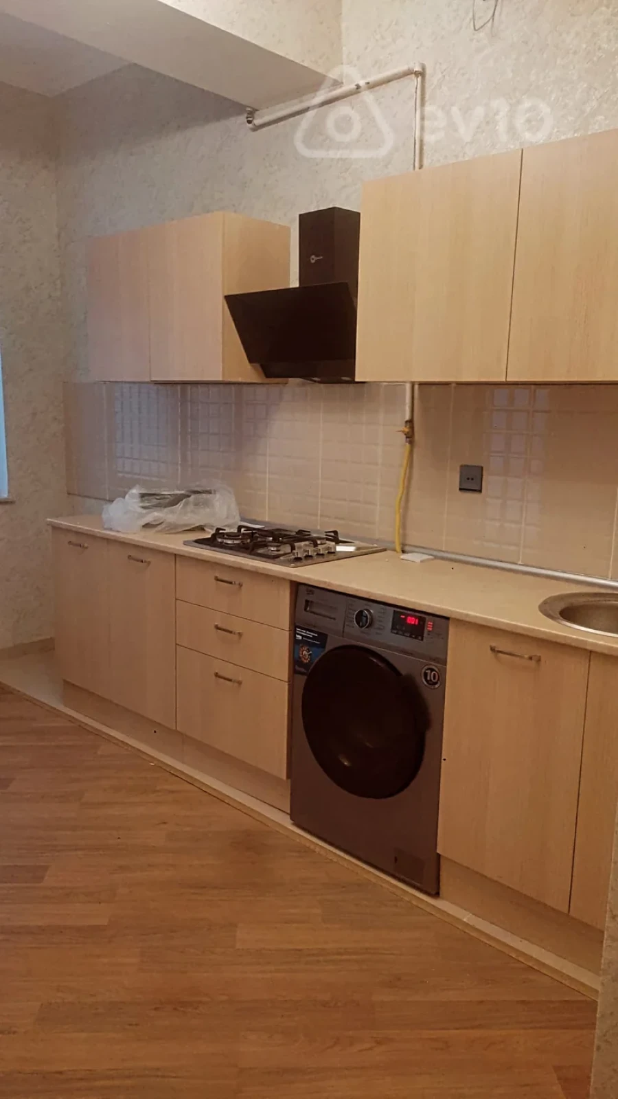 Kirayə verilir 2 otaqlı yeni tikili 100 m²