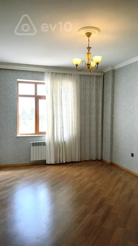 Kirayə verilir 2 otaqlı yeni tikili 100 m²