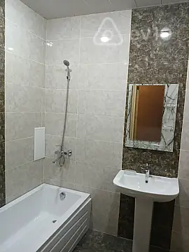 Kirayə verilir 2 otaqlı yeni tikili 100 m²