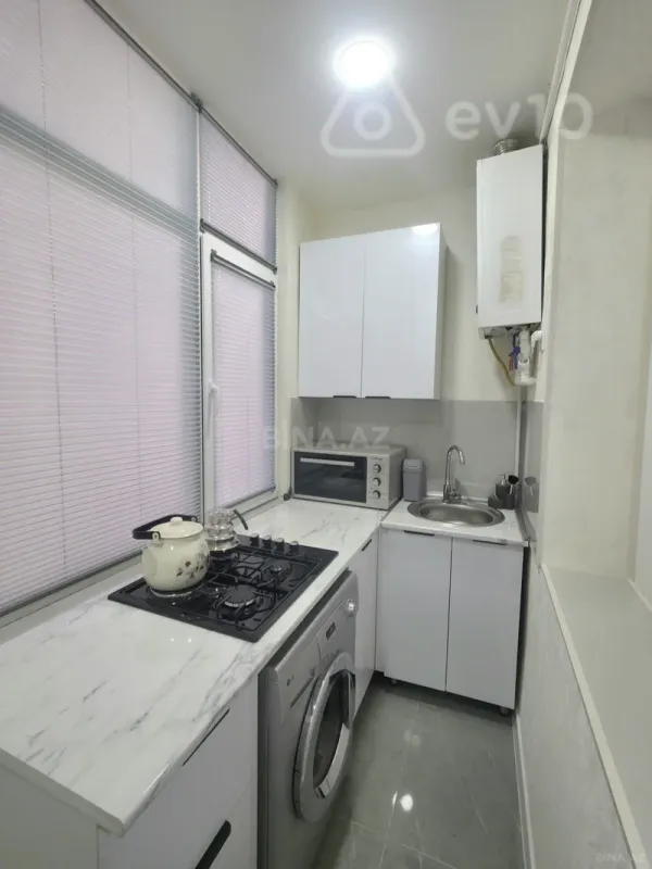 Kirayə verilir 2 otaqlı yeni tikili 65 m²