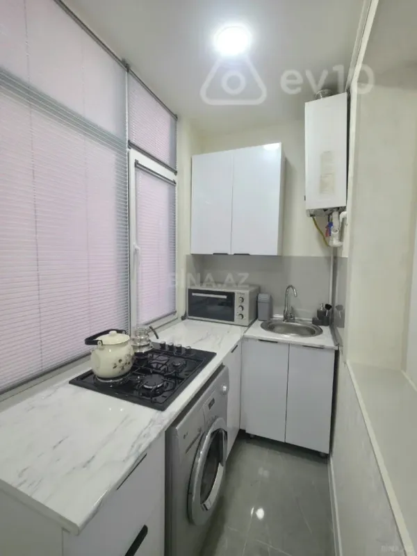 Kirayə verilir 2 otaqlı yeni tikili 65 m²